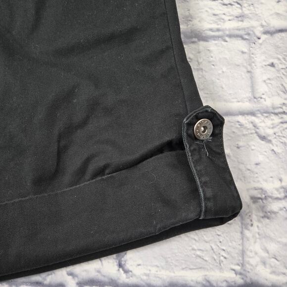 Riders Women's Denim Shorts Black Tabbed Cuff size 16M Small Button Flap Pockets - Picture 3 of 11